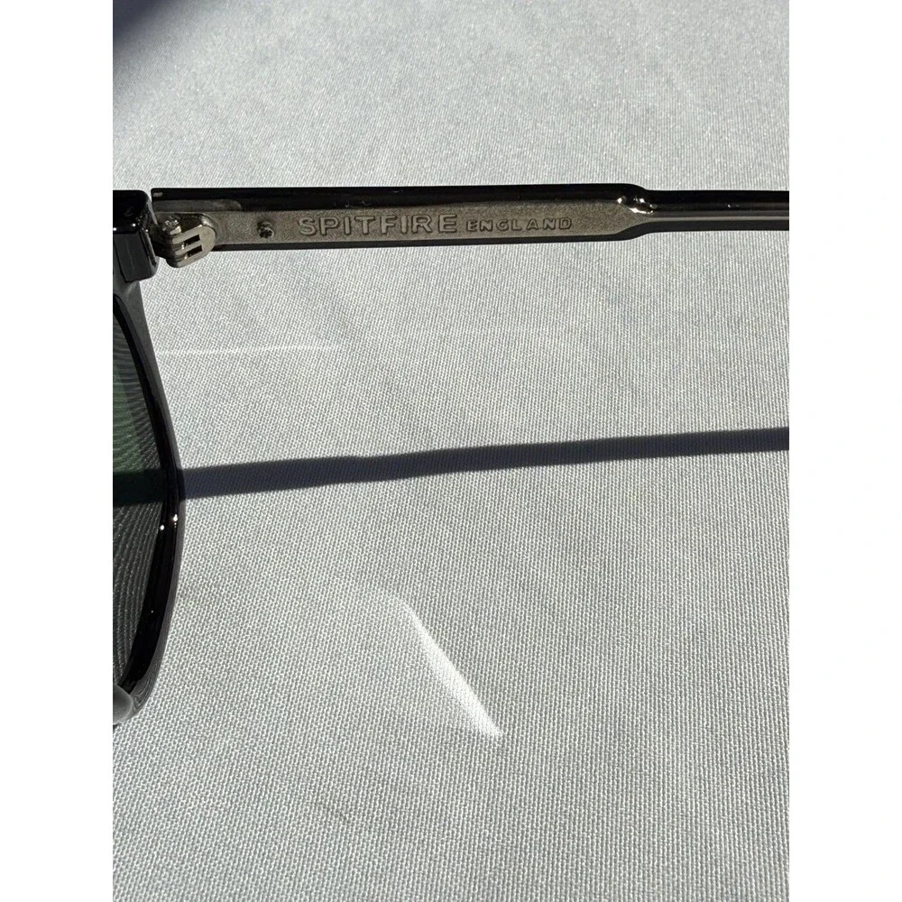 SPITFIRE 'BC2' - BLACK  GREEN SHADES SUNNIES 100% UVA/UVB SAFE LENSES